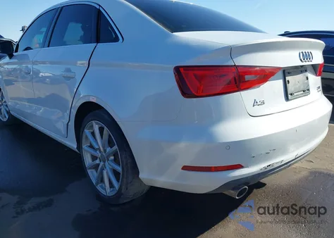 2015 Audi A3 2.0T Premium из США, поврежденный, VIN WAUEFGFFXF1125581
